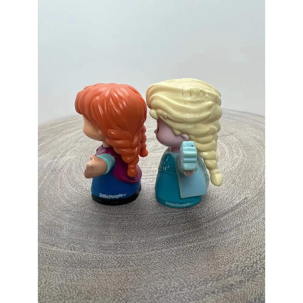 Fisher-Price Little People Disney Frozen Kristoff, Anna and Elsa 2019 - Picture 4 of 10